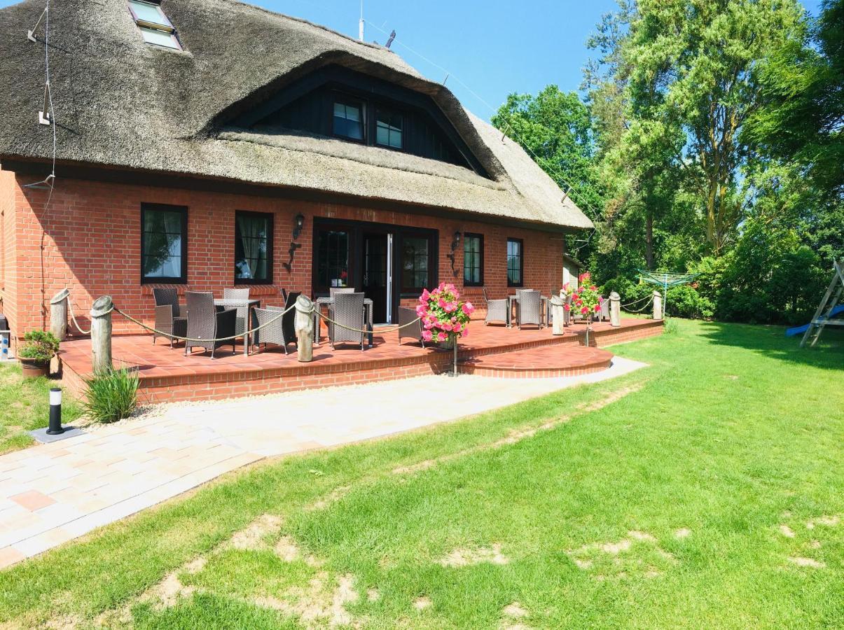 Ferienhaus An Der Steilkuste Boltenhagen  Exterior photo